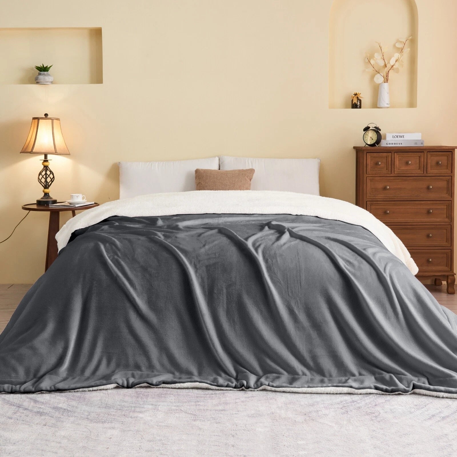 Luxury Double Sided Flannel Sherpa Blanket