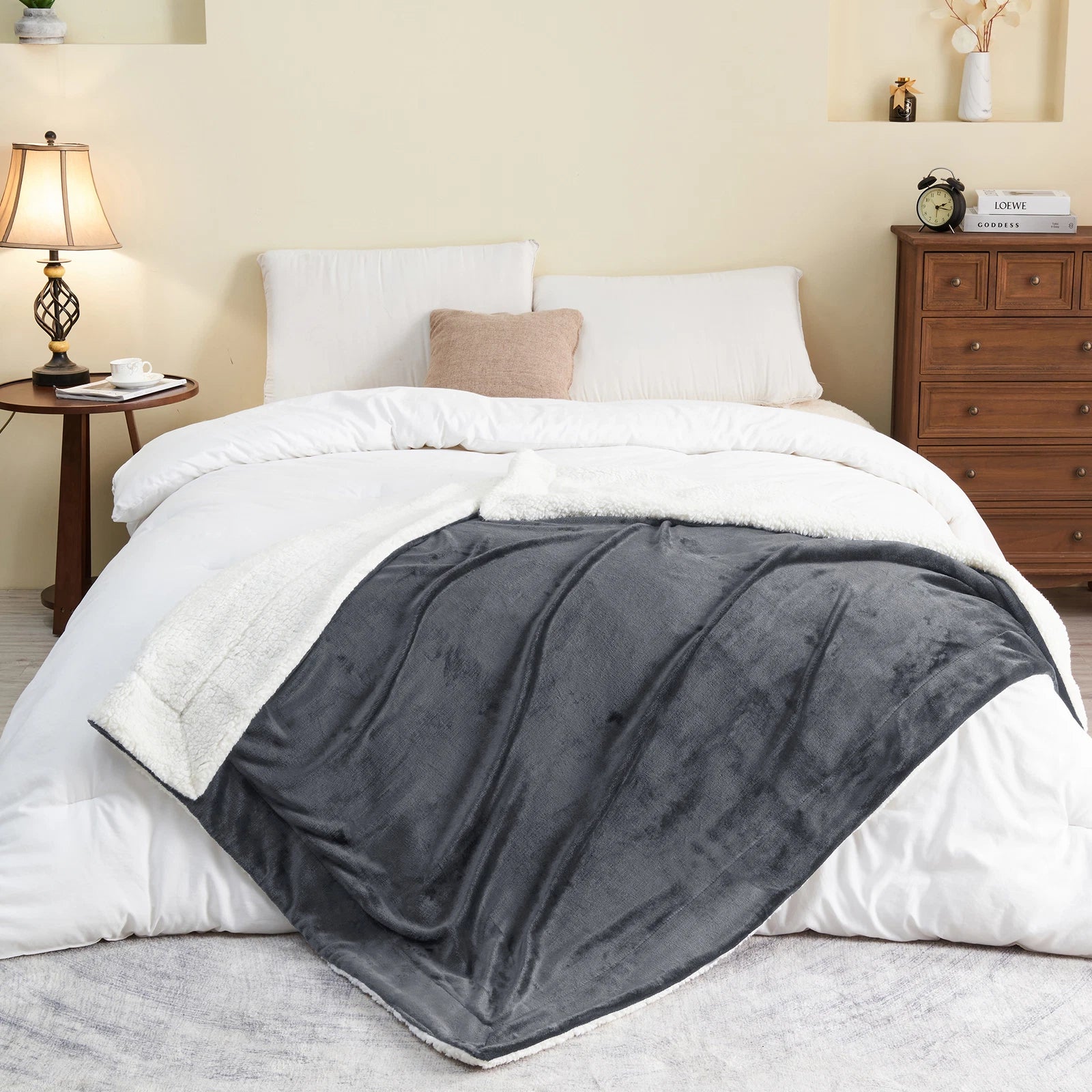 Luxury Double Sided Flannel Sherpa Blanket